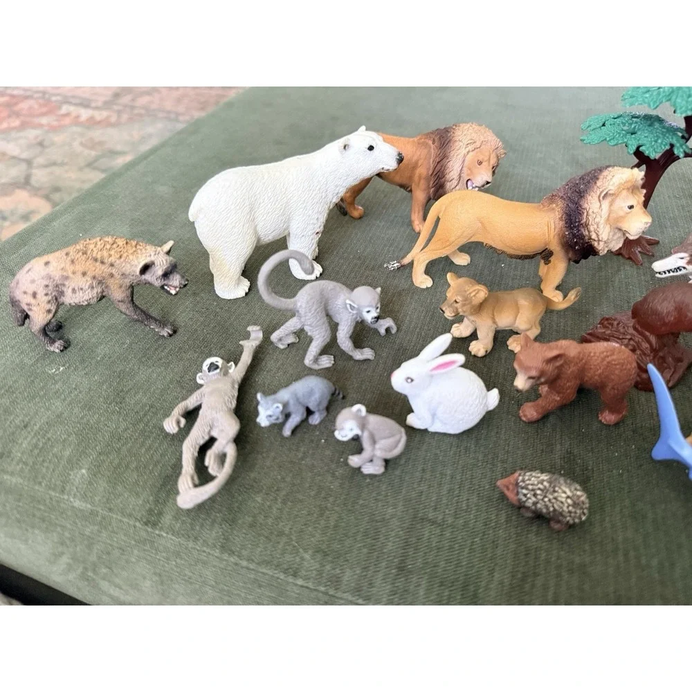 Mixed Lot Of Toy Animals Safari Includes Some Schleich